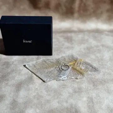 h'eres hoop pierce SV925