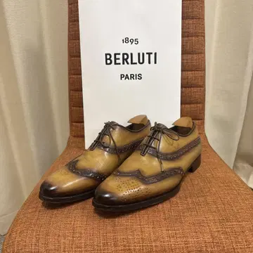 Berluti 파티나 메달리온 가죽 신발 6.5