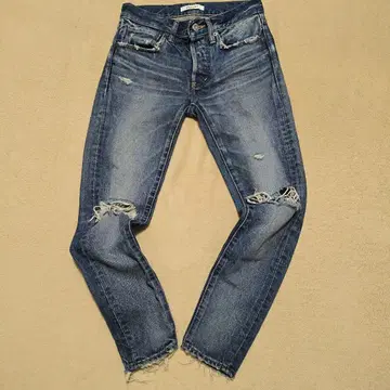 새상품급 MOUSSY 데미지 가공 스키니 데님