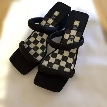 STACCATO 힐 샌들 블랙 스트랩 샌들