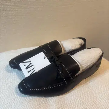 ZARA 스터드 펌프스 블랙 37 24.0 새상품