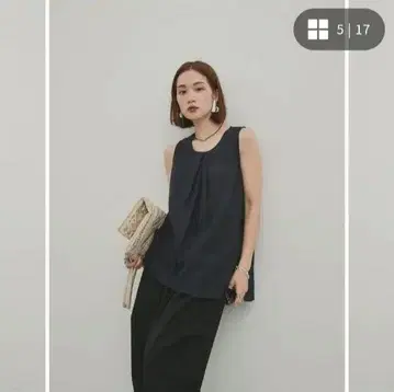 Lumier 뤼미에 시어 턱 비대칭 블라우스