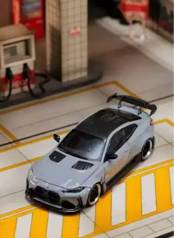 STREETWARRIOR BMW M4 (그레이)