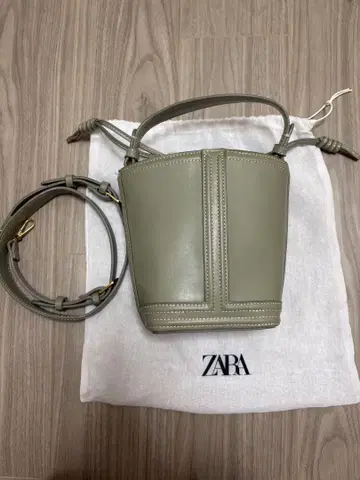 [ 새상품급 ] ZARA 그린 복조리형 숄더백