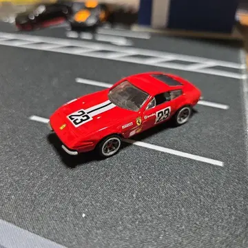 핫휠 #015 페라리 레이서 365 GTB Ferrari
