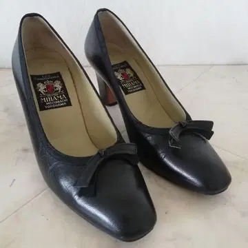 MIHAMA 미하마 천연 가죽 리본 펌프스 22.5cm