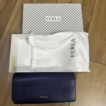 FURLA 네이비 가죽 접이식 지갑