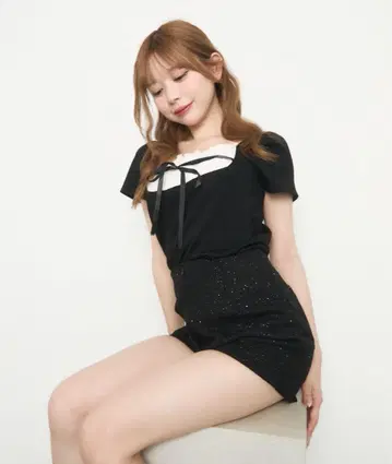 titty&co. 프론트 프릴 리본 상의