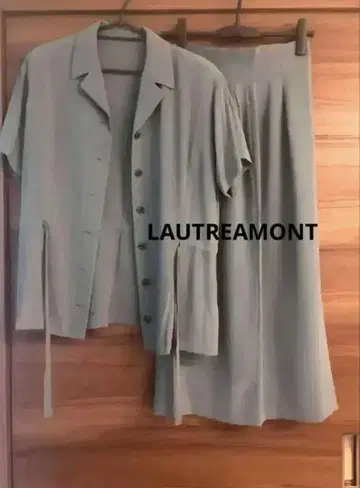 [ 여름 SALE ] LAUTREAMONT 여름 셋업 상하의 세트