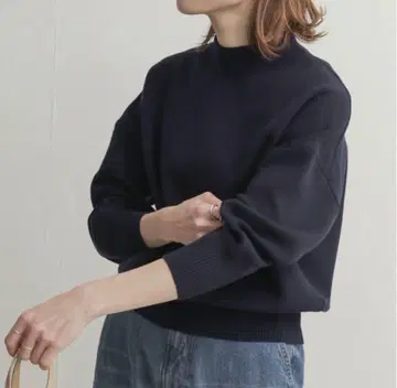 보틀넥 KNIT 풀오버