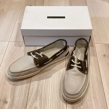 [새상품] 데크 슈즈 화이트 28.0cm