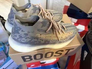 YEEZY BOOST 380 size 29.5