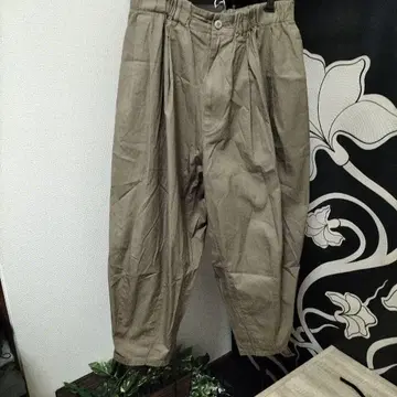 is-ness 이즈네스 BALLOON EZ PANTS 벌룬 팬츠