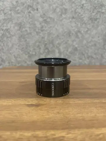 미사용 새상품 SHIMANO 19 뱅퀴시 c2500SXG 스풀