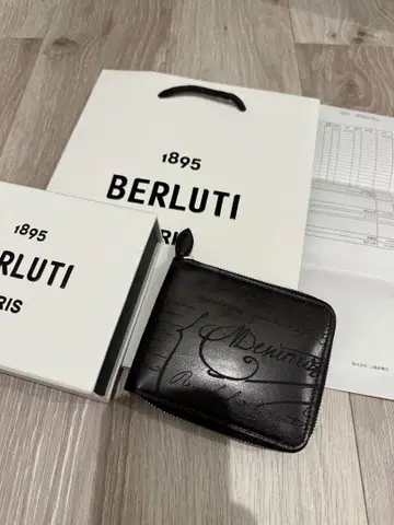 BERLUTI 이타우바 스퀘어 스크리트 가죽 지퍼 지갑
