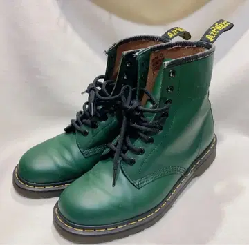 닥터마틴 부츠 그린 컬러 8홀 Dr.Martens