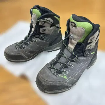 LOWA VANTAGE GTX