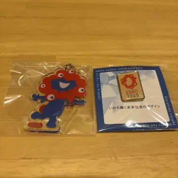 먄먀크 키링 아크릴 핀 배지