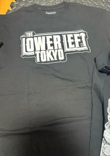 THE LOWER LEFT TOKYO 블랙 T셔츠