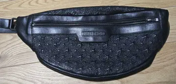 JIMMY CHOO 바디백 블랙