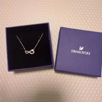 Swarovski 무한대 모티브 목걸이