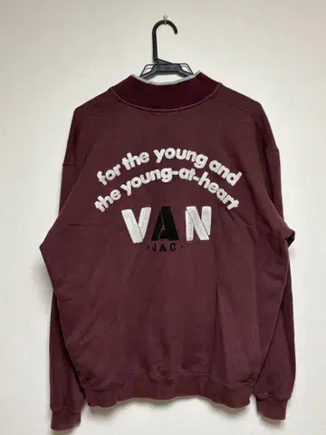 VAN JAC 버건디 하프 지퍼 맨투맨