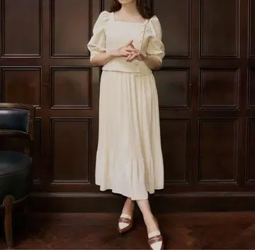 Meurice Short Sleeve Dress 하립투