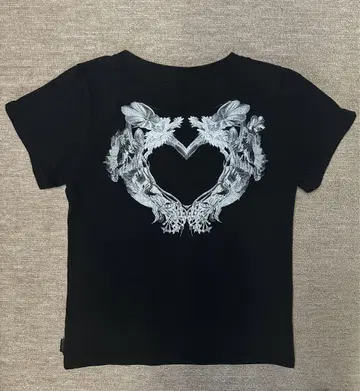 melt the lady gothic T-shirt