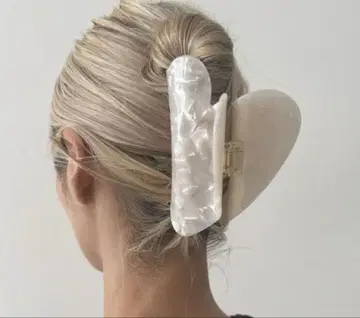 POTETE NEW big heart clip White 화이트 완판템