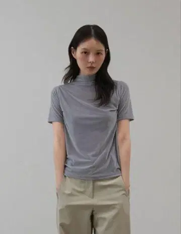 OHOTORO Velor Half Neck Top 오오토로
