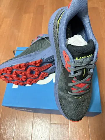 HOKA M CHALLENGER ATR 7 9D
