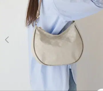 새상품급 인기 컬러 에크루 러셋 russet 2WAY 숄더백
