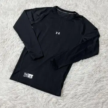 [ c5521 ] Under Armour 티셔츠 긴팔 블랙