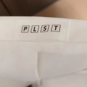 PLST 노카라 자켓 화이트