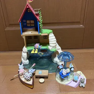 실바니아 모험섬의 비밀의 집과 회전목마