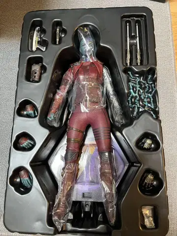 핫토이즈 네뷸라 어벤져스 엔드게임 마블 MCU