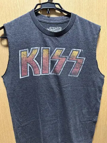 KISS 탱크탑