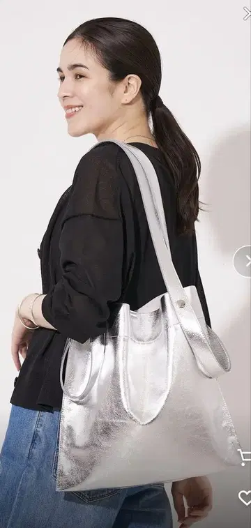[WEB 한정판] [뷰레] 카우 가죽 2WAY 핸들 토트백 실버