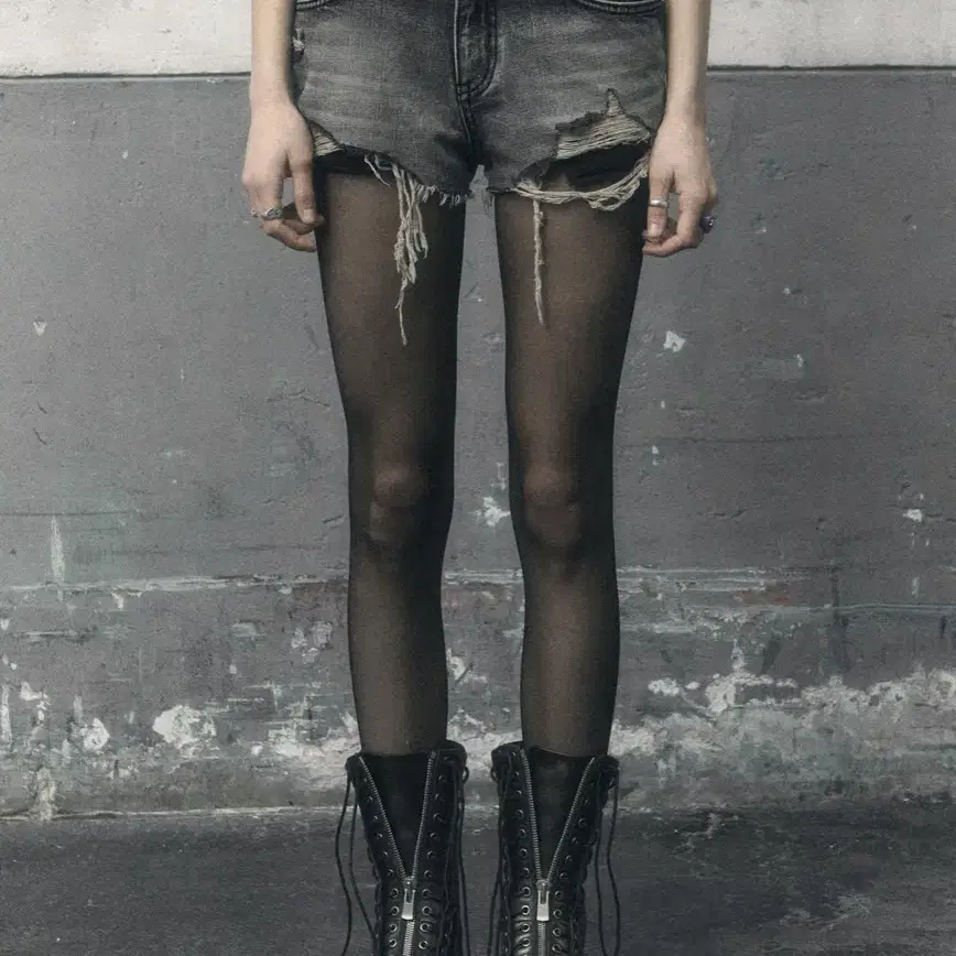 パンツ BOHEMIAN SEOULDAMAGE WASHING SHORTSGRAY パンツ BOHEMIAN SEOULDAMAGE WASHING SHORTSGRAY BOHEMIAN