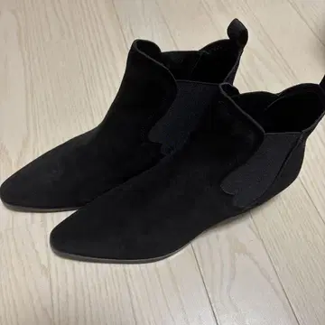 ZARA WOMAN 자라 우먼 블랙 스웨이드 앵클부츠