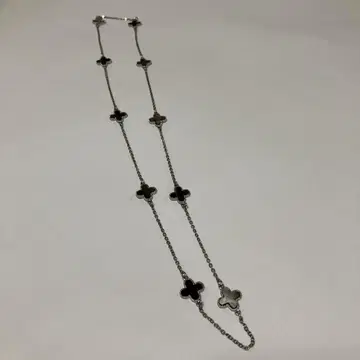 클로버형 실버 롱 목걸이