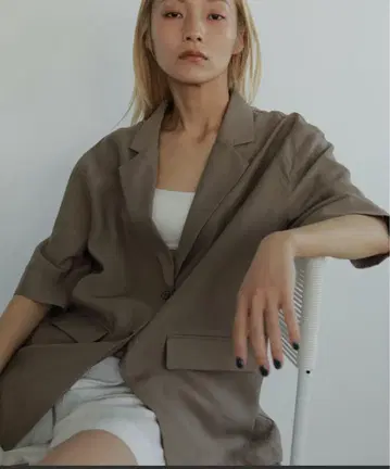 안누크 하프 슬리브 자켓