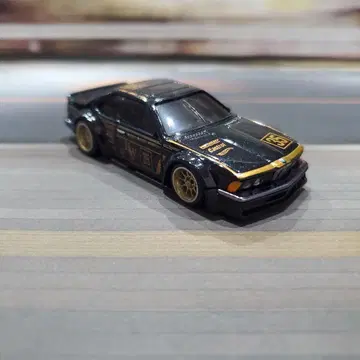 핫휠 BMW 635 CSI 커스텀
