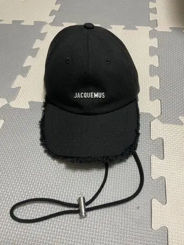 JACQUEMUS 프린지 캡 블랙