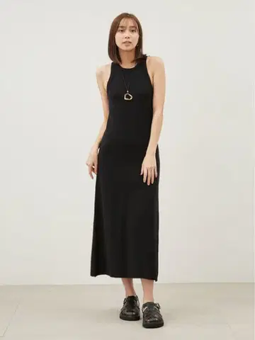 Mila Owen 아메슬리 니트 내로우 원피스