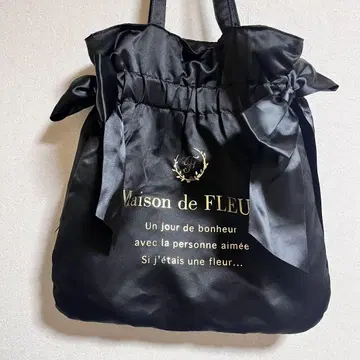 Maison de FLEUR 리본 포함 토트백 블랙