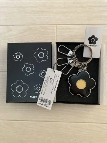 MARY QUANT 데이지 키링
