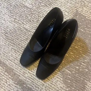 pitti 블랙 펌프스 하이힐