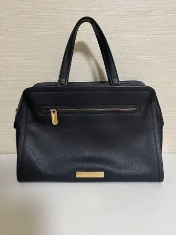 MARC JACOBS 백