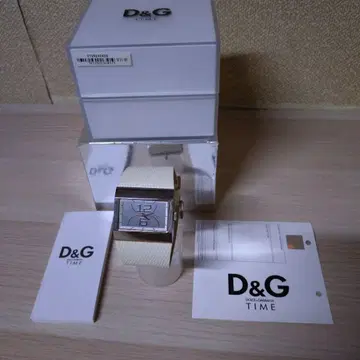 새상품급 D&G TIME 돌체&가바나 쿼츠 손목시계